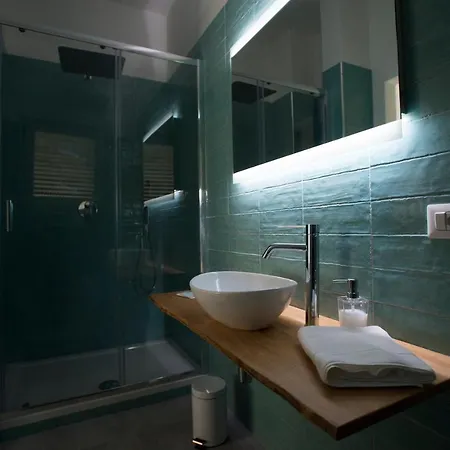 Oda ve Kahvaltı Lecentre 174 Salerno