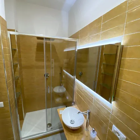 Lecentre 174 Oda ve Kahvaltı